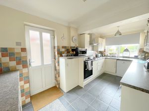 Keable Road- click for photo gallery